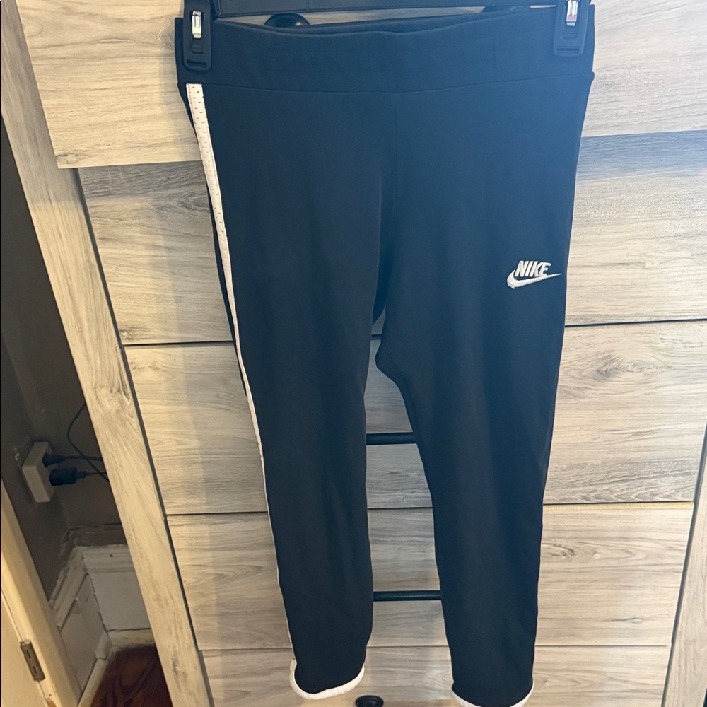 Nike womens  Black Leggings